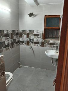 Bathroom Image of 1650 Sq.ft 3 BHK Apartment / Flat for sale in Sector 13 Dwarka New Delhi for Rs. 27500000
