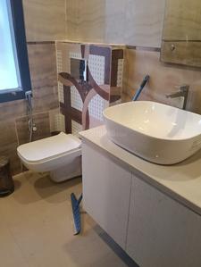 Bathroom Image of 1950 Sq.ft 4 BHK Builder Floor for rent in Emaar Emerald Hill, Sector 65 Gurgaon for Rs. 80000