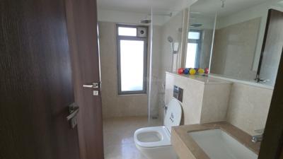 Image of 1000 Sq.ft 2 BHK Apartment / Flat for sale in Piramal Aranya, Byculla, Mumbai for Rs. 38000000
