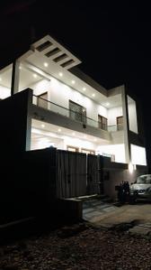 Image of 3780 Sq.ft 6 BHK Villa for sale in Shamsabad, Agra for Rs. 18000000