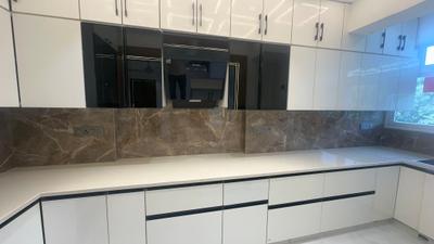 Kitchen Image of 2000 Sq.ft 4 BHK Apartment / Flat for rent in Gulati Lords Apartment, Sector 19 Dwarka New Delhi for Rs. 65000