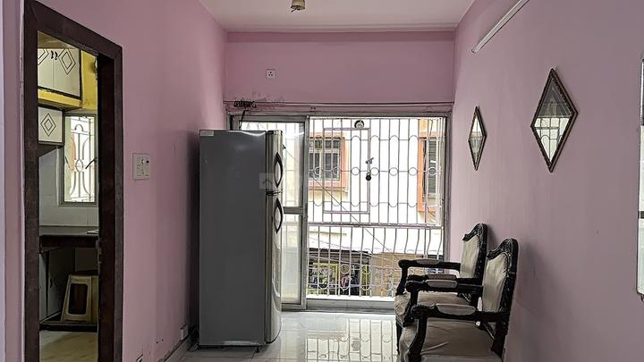 Daffodil Duke Gardens Living Room 1