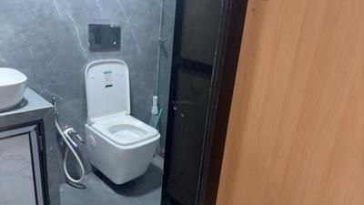 Siddharth Nagar Complex Bathroom One 3
