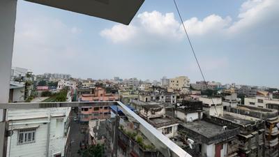 Balcony Image of 2400 Sq.ft 4 BHK Apartment / Flat for sale in Bangur Avenue Kolkata for Rs. 15000000