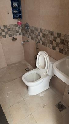 Bathroom Image of 865 Sq.ft 2 BHK Builder Floor for sale in Signature Global Park 2 And 3, Sector 36 Sohna for Rs. 8500000