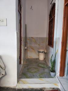Balcony Image of 400 Sq.ft 2 BHK Builder Floor for rent in Daiwghat Allahabad for Rs. 6000