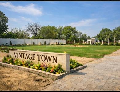 100 Acars Vintage Town Main Image 1