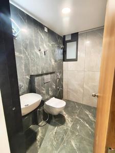 Bathroom Image of 1122 Sq.ft 3 BHK Apartment / Flat for sale in VR Luxuria, Bhayli Vadodara for Rs. 5700000