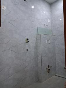 Common Bathroom Image of 1450 Sq.ft 4 BHK Apartment / Flat for sale in Sector 74 Noida for Rs. 7350000