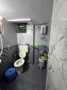 Bathroom Image of 2700 Sq.ft 6 BHK Independent House for sale in South Bopal Ahmedabad for Rs. 22000000
