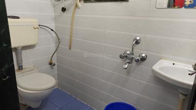 Bathroom Image of 489 Sq.ft 1 BHK Apartment / Flat for rent in ISA Royal Palace, Parel Mumbai for Rs. 55000