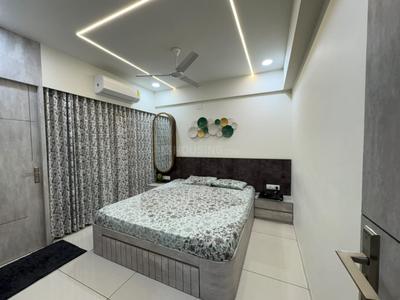 Bedroom Image of 1000 Sq.ft 3 BHK Apartment / Flat for sale in Roland Western Sparsh, Vaishno Devi Circle Ahmedabad for Rs. 11500000