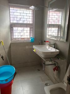 Bathroom Image of 1800 Sq.ft 2 BHK Independent House for rent in Hauz Khas New Delhi for Rs. 75000