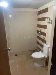 Bathroom Image of 2285 Sq.ft 4 BHK Apartment / Flat for rent in Rudra Palace Heights, Noida Extension Greater Noida for Rs. 30000