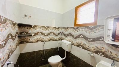 Bathroom Image of 900 Sq.ft 2 BHK Independent House for sale in Avadi Chennai for Rs. 5000000