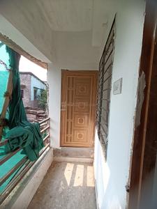 Balcony Image of 780 Sq.ft 2 BHK Builder Floor for sale in Picnic Garden Kolkata for Rs. 3050000
