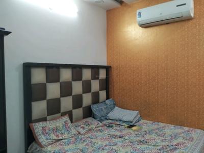 Bedroom Image of 675 Sq.ft 3 BHK Builder Floor for sale in Shastri Nagar New Delhi for Rs. 8500000