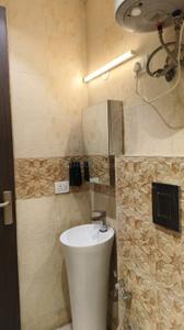 Bathroom Image of 600 Sq.ft 1 RK Builder Floor for rent in Lajpat Nagar New Delhi for Rs. 25000