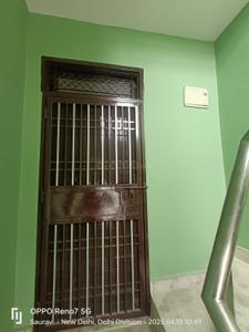 Bedroom Image of 585 Sq.ft 1 BHK Builder Floor for rent in Dwarka Mor New Delhi for Rs. 8500