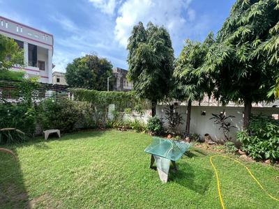 Image of 435 Sq.ft Residential Plot / Land for sale in Vastrapur, Ahmedabad for Rs. 55100000