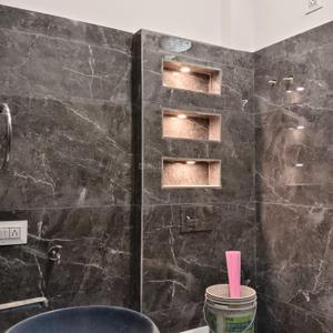 Bathroom Image of 2000 Sq.ft 3 BHK Independent House for rent in Nipania Indore for Rs. 30000