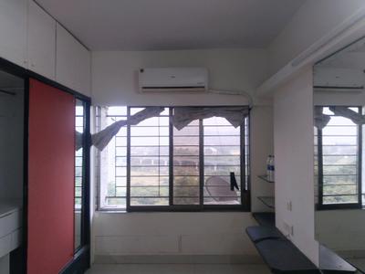 Bedroom Image of 1680 Sq.ft 3 BHK Apartment / Flat for sale in Heena Gokul Silvermist, Santacruz West Mumbai for Rs. 87000000