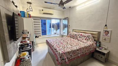 Bedroom Image of 950 Sq.ft 2 BHK Apartment / Flat for sale in Andheri West Mumbai for Rs. 30000000