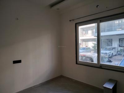 Bedroom Image of 1750 Sq.ft 3 BHK Builder Floor for rent in AKJ Green Floors, Crossings Republik Ghaziabad for Rs. 25000