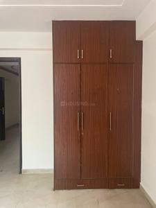 Bedroom Image of 1100 Sq.ft 3 BHK Apartment / Flat for rent in Shahdara New Delhi for Rs. 23000