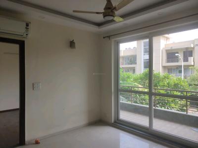 Living Room Image of 1710 Sq.ft 3 BHK Builder Floor for sale in BPTP Pride Floors, Sector 77 Faridabad for Rs. 11000000