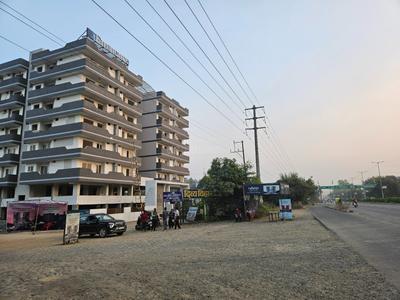 Image of 1050 Sq.ft 2 BHK Apartment / Flat for sale in Buildwell Eminence, Jakhya, Indore for Rs. 6720000