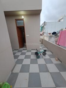 Balcony Image of 650 Sq.ft 2 BHK Builder Floor for rent in Sector 9 Gurgaon for Rs. 13500