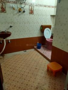 Bathroom Image of 2500 Sq.ft 3 BHK Builder Floor for rent in Gomti Nagar Lucknow for Rs. 21000