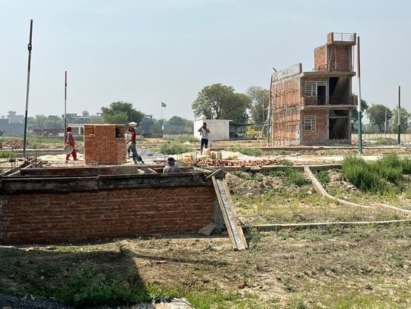 Sector 143 Main Image 1