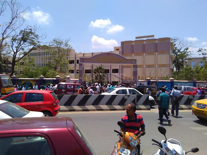 Ambattur Bus Stop Main Image 1