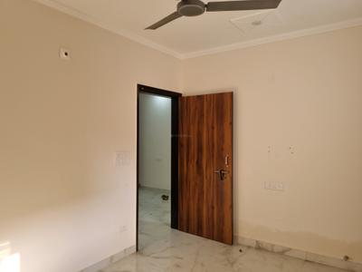 Bedroom Image of 750 Sq.ft 2 BHK Builder Floor for rent in DDA Residential Flats, Sector 8 Dwarka New Delhi for Rs. 25000
