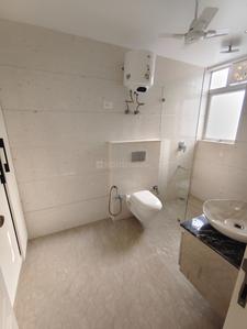 Bathroom Image of 2500 Sq.ft 4 BHK Apartment / Flat for sale in Anand Vihar New Delhi for Rs. 52500000