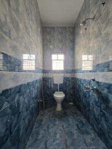 Bathroom Image of 600 Sq.ft 1 BHK Apartment / Flat for rent in Lohegaon Pune for Rs. 18000