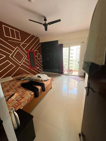 Apex Buildcon Golf Avenue Main Image 1