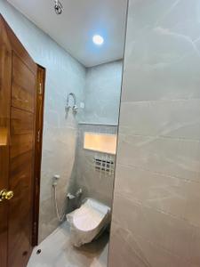 Bathroom Image of 1650 Sq.ft 3.5 BHK Builder Floor for sale in BPTP Park Elite Floors, Sector 85 Faridabad for Rs. 22500000