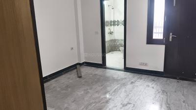 Bedroom Image of 1300 Sq.ft 2 BHK Builder Floor for rent in Sector 47 Noida for Rs. 29000