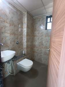 Bathroom Image of 1850 Sq.ft 3 BHK Apartment / Flat for rent in Roland Western Sparsh, Vaishno Devi Circle Ahmedabad for Rs. 22000