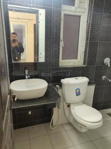 Image of 1760 Sq.ft 3 BHK Apartment / Flat for rent in Maxblis White House, Sector 75, Noida for Rs. 43000