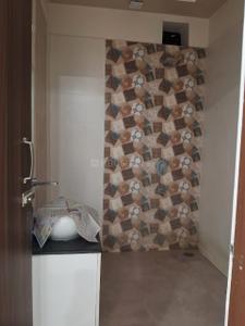 Bathroom Image of 1250 Sq.ft 2 BHK Builder Floor for rent in Gomti Nagar Lucknow for Rs. 20000