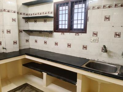 Kitchen Image of 1300 Sq.ft 3 BHK Apartment / Flat for rent in Aminjikarai Chennai for Rs. 32000