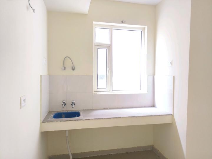 Pyramid Elite Main Image 1