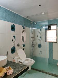 Common Bathroom Image of 2200 Sq.ft 3 BHK Villa for rent in Cosmos Hawaiian, Thane West Thane for Rs. 160000