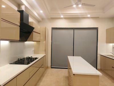 Kitchen Image of 4500 Sq.ft 4 BHK Builder Floor for sale in Unitech Nirvana Country, Sector 50 Gurgaon for Rs. 50000000