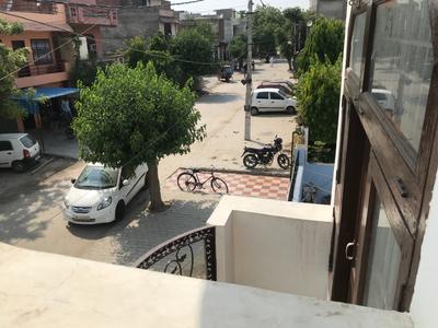Balcony Image of 1800 Sq.ft 4 BHK Independent House for sale in Chinyot Colony Rohtak for Rs. 11000000