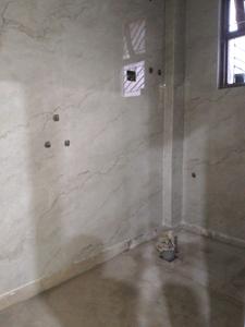 Common Bathroom Image of 1000 Sq.ft 2 BHK Apartment / Flat for sale in Rajendra Nagar Ghaziabad for Rs. 6500000